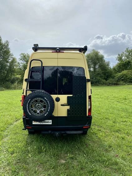 EXPEDIČNÍ MERCEDES SPRINTER 4x4 - VejnyWood