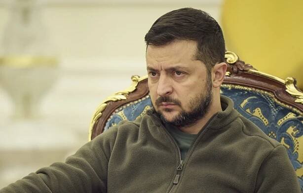 Ukrajina podává žádost o urychlené přijetí do NATO, uvedl Zelenskyj