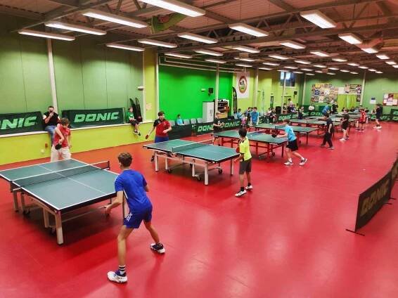 Stolní tenis - okresní kolo (turnaj 6. - 9. tříd) | Základní škola Broumovská, Liberec
