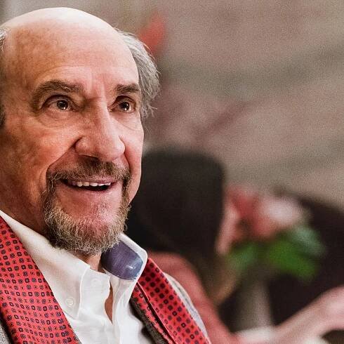 'The White Lotus' Season Two: F. Murray Abraham Talks the Joys of Playing an Inappropriate Grandfather
