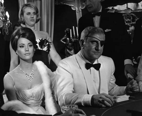 Thunderball - Z filmu - Claudine Auger, Adolfo Celi