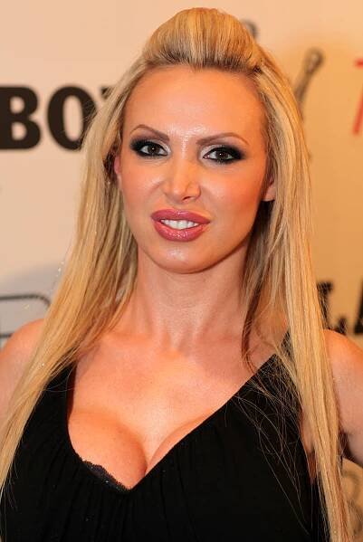 Nikki Benz (Profilová fotografie)