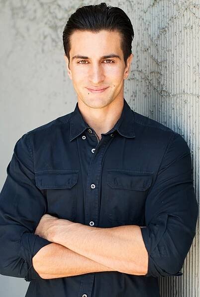 LEE KHOLAFAI » Headshots