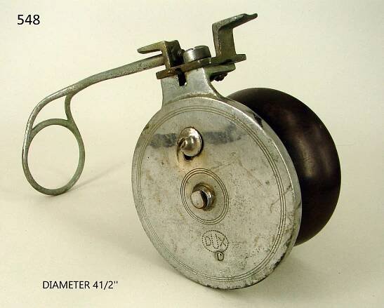 DUX_FISHING_REEL_005a