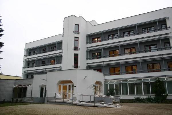 Soubory ke stažení: Lázně Bohdaneč, Rekonstrukce pavilonu Bílý | www.skanska.cz