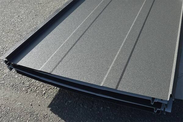 Střešní a fasádní panel – Ada Group – VÝROBCE plechové střešní krytiny