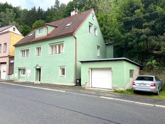 Rodinný Dům 7+1, Březová U Karlových Varů