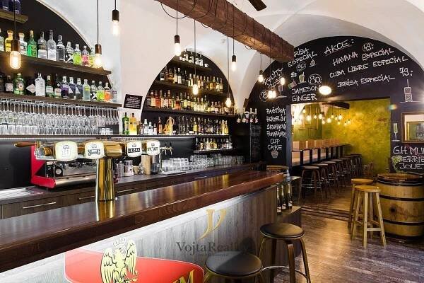Pronájem, Bar , 53 m2 - Dolní náměstí, Olomouc | Reality.iDNES.cz 
