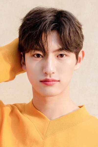 Son Hyun-woo herec
