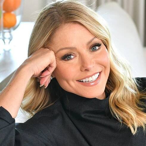 Kelly Ripa Drops Her Skin Care Routine