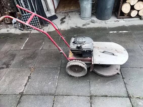 Bubnová sekačka