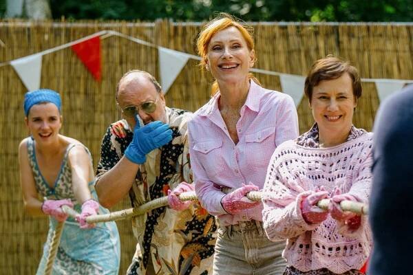 Andrea Sawatzki, Eva Löbau - Familie Bundschuh - Wir machen Camping - Z filmu