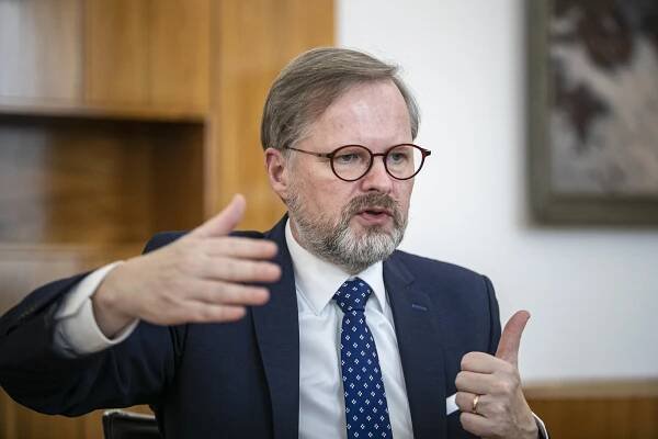 Premiér Fiala: Petr Pavel musí svoji minulost věrohodně vysvětlit