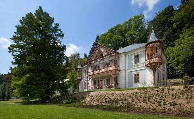 Hotel Vila Alpská růže**** - Lázně Luhačovice