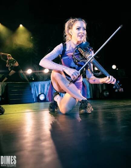 Lindsey Stirling 2