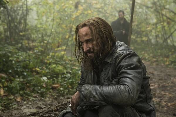Falling Skies - Pope Breaks Bad - Z filmu - Colin Cunningham