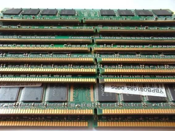 Paměti RAM SDRAM, DDR 1, 2 - Gb,  MB Paměť DDR-