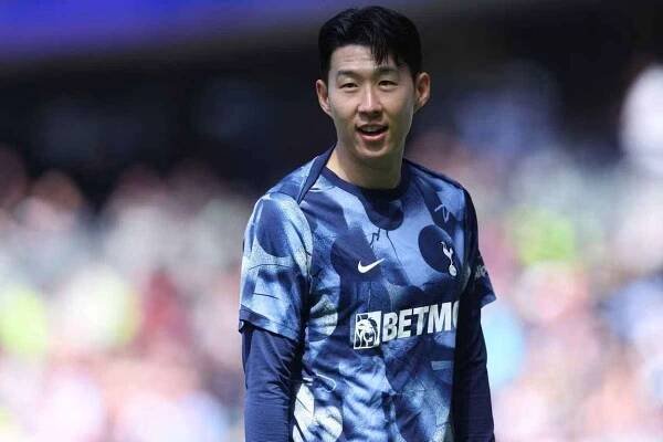 Umístění v Premier League? Nepřijatelné, ví kapitán Tottenhamu. Trofej změní celý klub, tuší