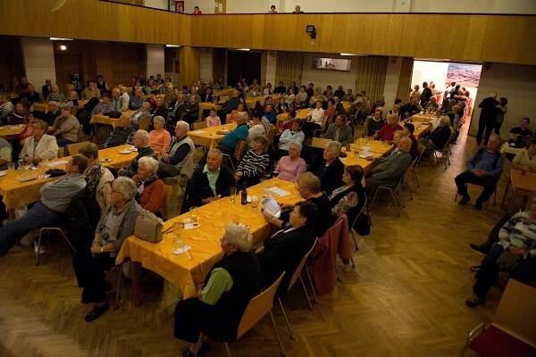 OBRAZEM: V kulturním centru se sešli milovníci dechovky