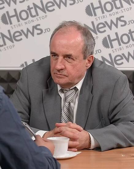 Janusz Bugajski - Wikipedia