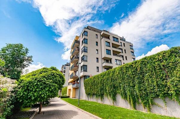 Prodej bytu 2+kk 57 m², Sousedíkova, Vysočany – 6 250 000Kč | Jak prodat v Praze byt