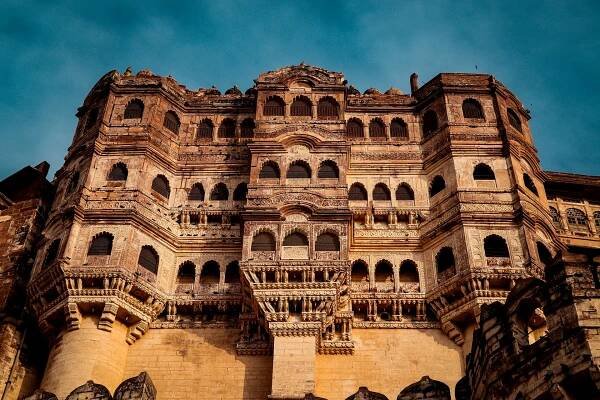 Which Are The 15 Largest Castles In The World? 13