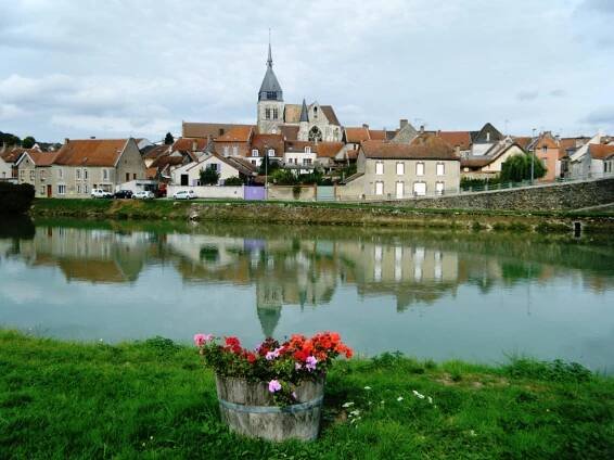damery-from-bateau-lavoir.jpg