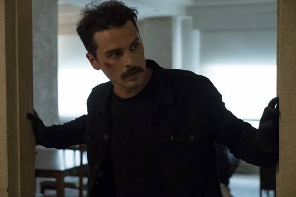 Přísaha - Payback - Z filmu - Michael Malarkey