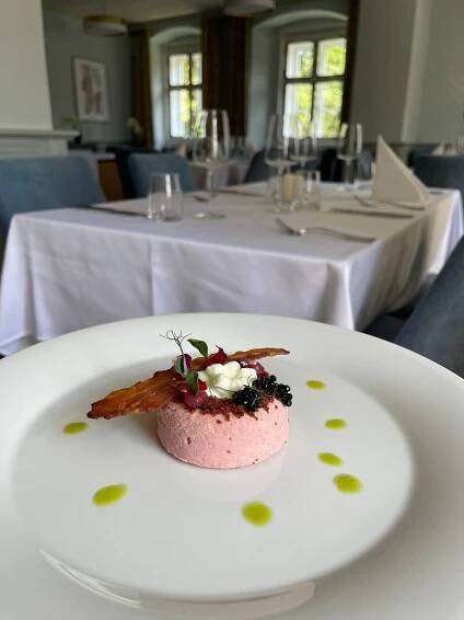 Nová restaurace Chateau Dobříš láká na mezinárodní kuchyni a gurmánské zážitky