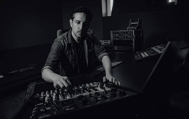 Claudio Rodriguez | Mixing Engineer | Music Producer