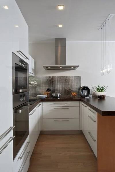 Kitchen design small, Galley kitchen design, Modern kitchen design
