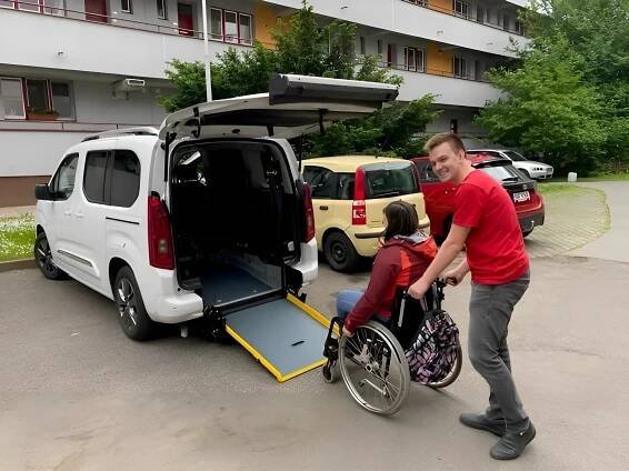 Osobní asistence – Polovina nebe