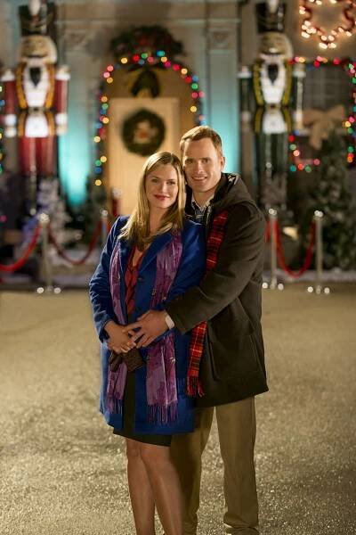 Christmas Song - Promo - Natasha Henstridge, Gabriel Hogan