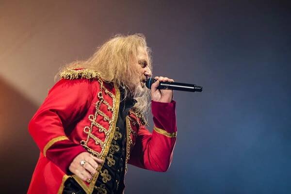 King Diamond, Doro, Kabát nebo Tomáš Klus. Letní festivaly už zveřejnily hvězdy