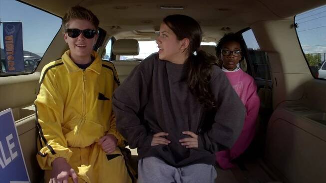 100 věcí, které byste měli udělat před střední - Start a Garage Band Thing - Z filmu - Owen Patrick Joyner, Isabela Merced, Jaheem Toombs