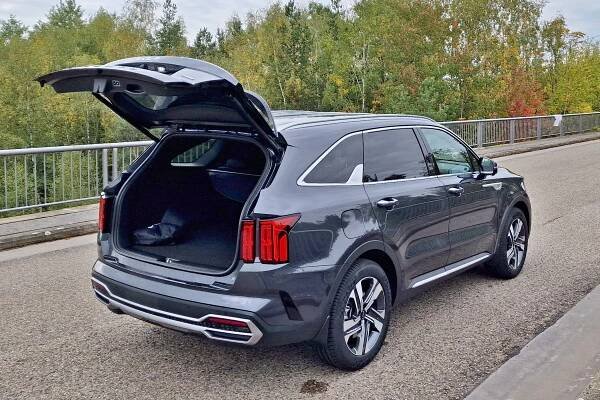 Test Kia Sorento 1.6 T-GDi PHEV 4x4 | plug-in hybrid (2022)