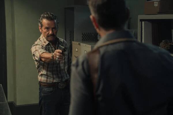 Max Casella as Armand Truisi of the Paramount+ original series TULSA KING. Photo Credit: Brian Douglas/Paramount+. © 2024 Viacom International Inc. All Rights Reserved.