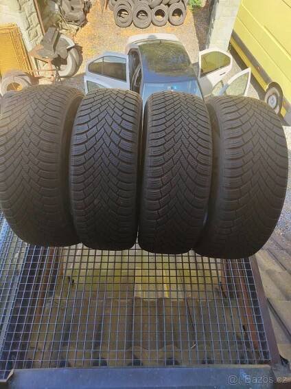 Prodám zánovní zimní pneu 235/60/16 Nexen Winguard snow 100H