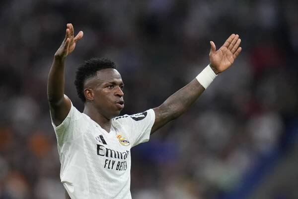 Zatkli mužov zapojených do kampane proti futbalistovi Realu Madrid