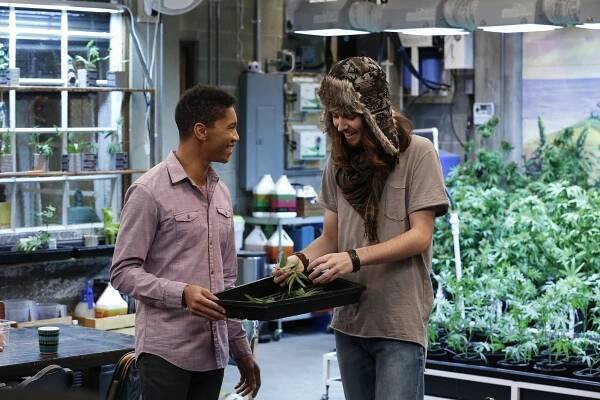 Disjointed - Eve's Bush - Z filmu - Aaron Moten, Dougie Baldwin