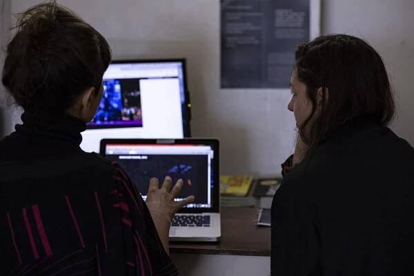 8. Moana Mayall (left) in conversation with Cristina Moreno García (Right) Photo by Bea Rodrigues
