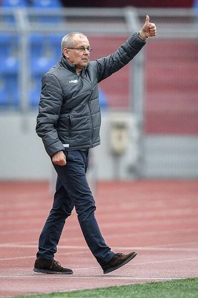 Tomáš Galásek se v neděli v Plzni rozloučí s Baníkem