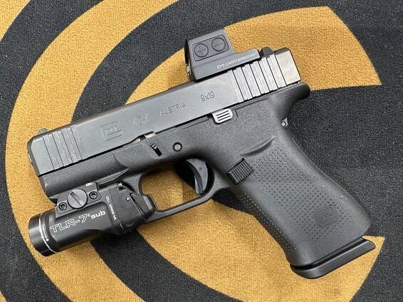 Usazení kolimátoru na pistoli Glock 43X rail