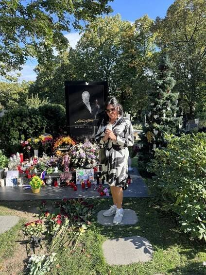 Hořkosladké narozeniny Csákové (53): Mává do nebe Gottovi (†80)!