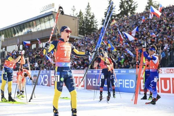 SP v biatlonu Nové Město na Moravě: Sebastian Samuelsson zvítězil ve stíhacím závodě!