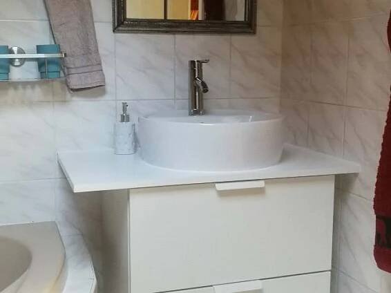 Apartmán - koupelna - rekreační dům k pronajmutí Hronov - foto 8