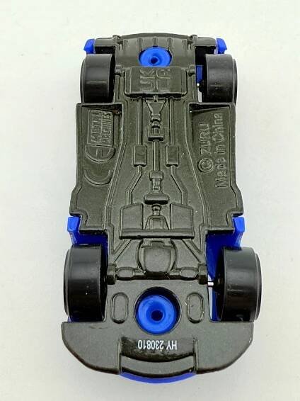 Závodní auto, Zuru, zrekonstruované, 1:64 za 38.00CZK - Allegro