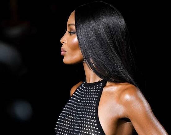 Naomi Campbell hace su debut como diseñadora