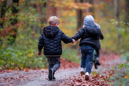 5 tipů, jak trávit s dětmi více času venku