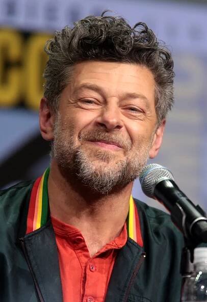 Soubor:Andy Serkis by Gage Skidmore 2.jpg